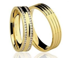 Par de Alianças anatômicas em ouro amarelo 18K-750 com 102 Diamantes com 72pts - Cod.77-0219-2-077